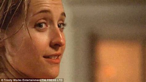 allison mack desnuda|Allison Mack strips off in 2011 crime drama Marilyn